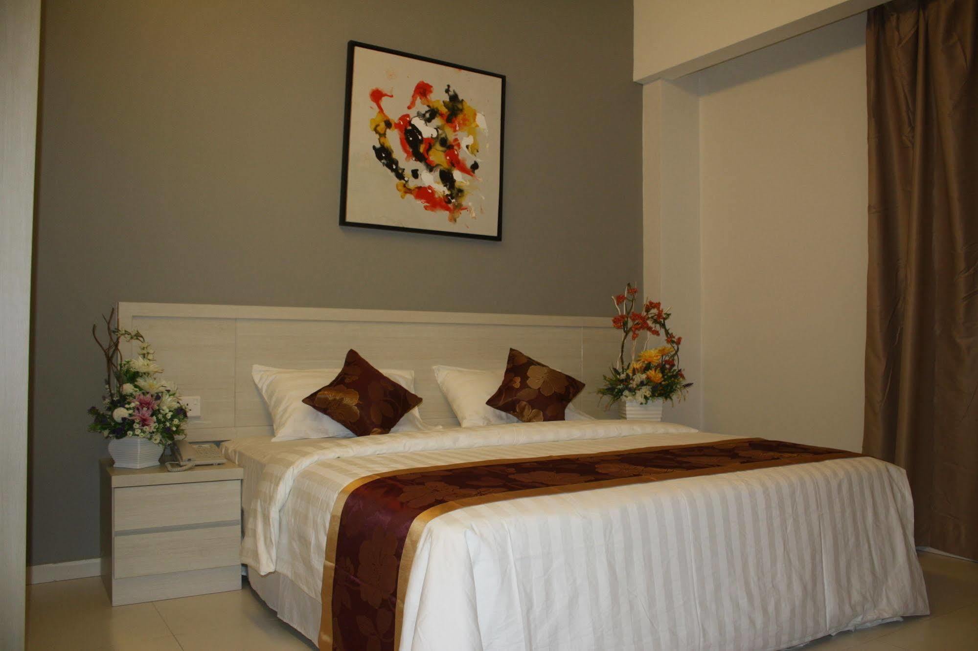 Aurora Hotel Malacca Exterior photo